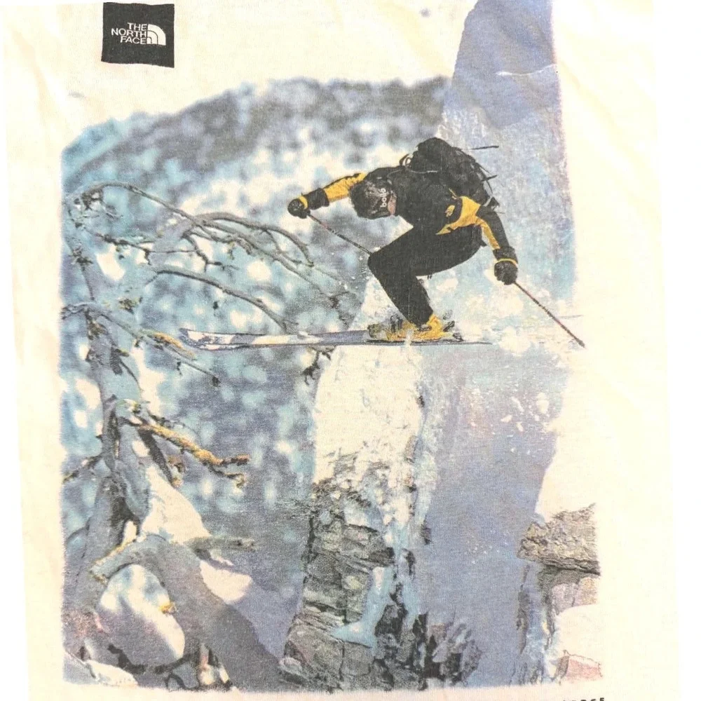 Vintage The North Face Steep Tech Skier T-Shirt Island Lake Lodge Fernie BC